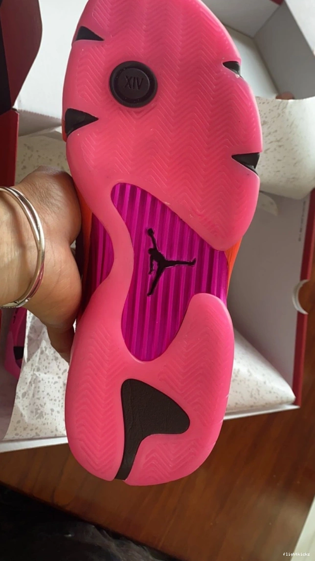 14 (W) Jordan Retro Low Pink Shocking DH4121-600 0911